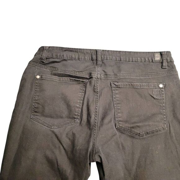 Jessica Simpson Black Denim Jeans - Picture 5 of 10